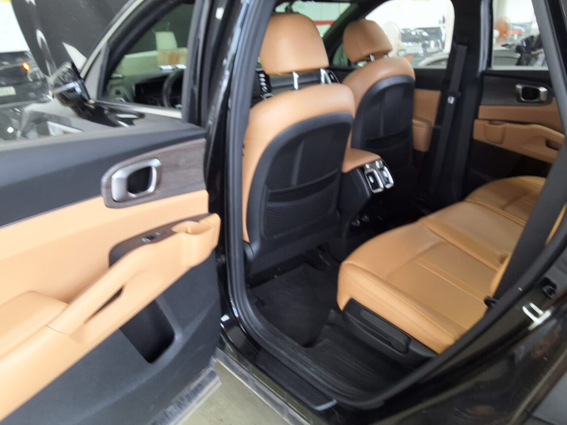KIA NEW SORENTO (MQ4) 2.2 DIESEL 2WD PRESTIGE 2021 - zdjęcie 13
