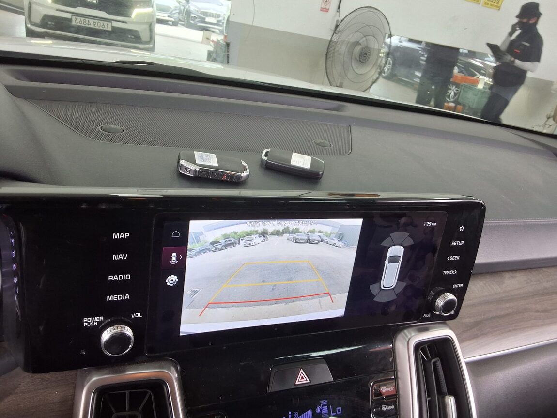 KIA NEW SORENTO (MQ4) 2.2 DIESEL 4WD PRESTIGE 2021 - zdjęcie 19