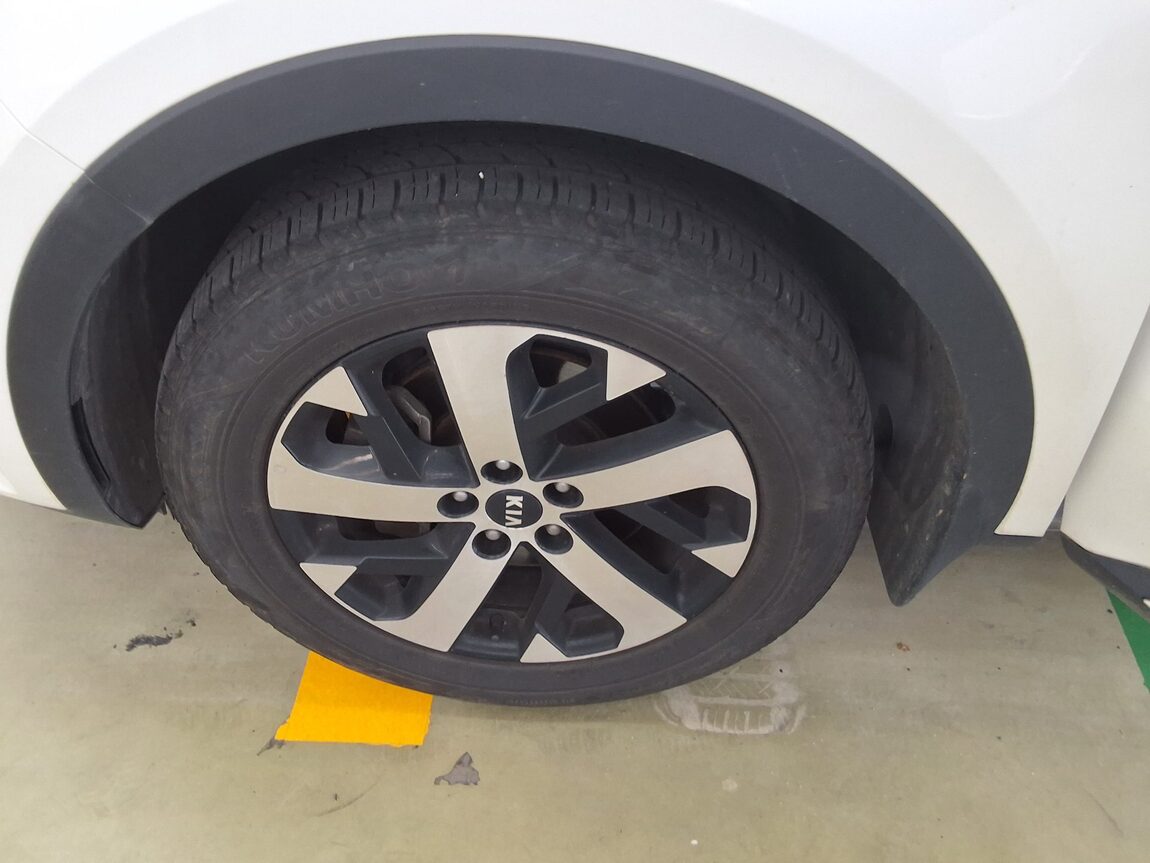 KIA NEW SORENTO (MQ4) 2.2 DIESEL 4WD PRESTIGE 2021 - zdjęcie 22