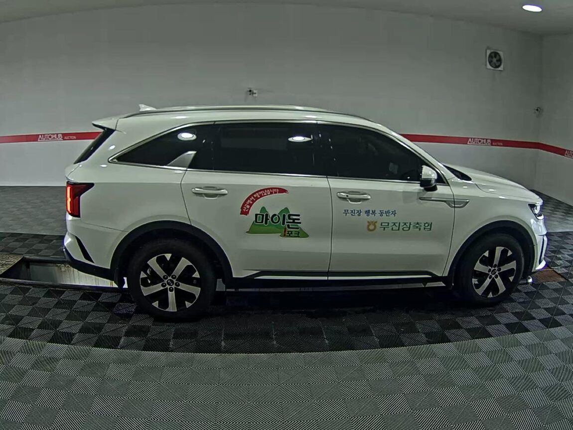 KIA NEW SORENTO (MQ4) 2.2 DIESEL 4WD PRESTIGE 2021 - zdjęcie 4