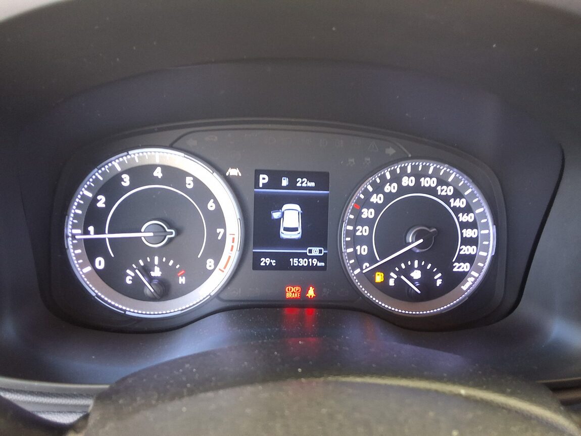 HYUNDAI VENUE 1.6 GASOLINE MODERN PLUS 2022 - zdjęcie 10