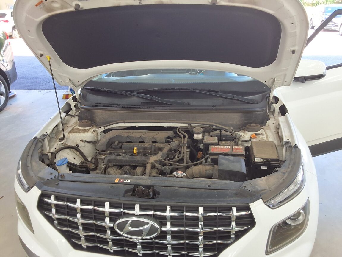 HYUNDAI VENUE 1.6 GASOLINE MODERN PLUS 2022 - zdjęcie 21