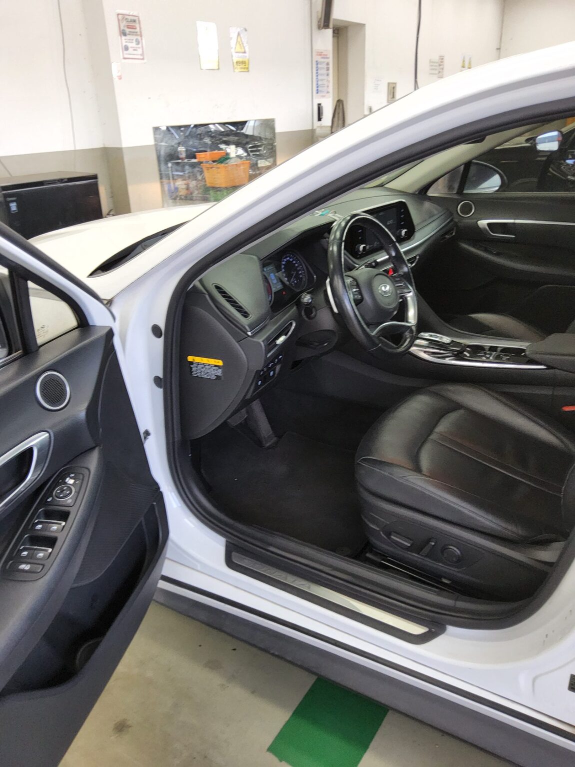 HYUNDAI SONATA (DN8) G2.0 PREMIUM 2020 - zdjęcie 10