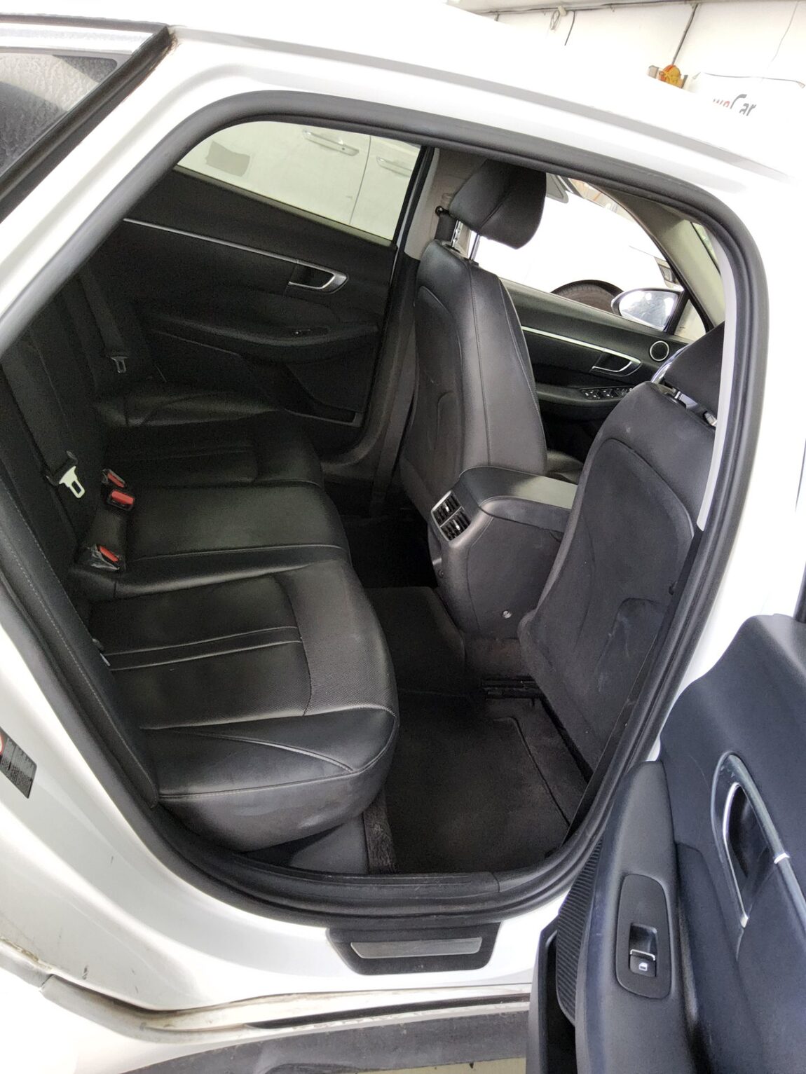 HYUNDAI SONATA (DN8) G2.0 PREMIUM 2020 - zdjęcie 13