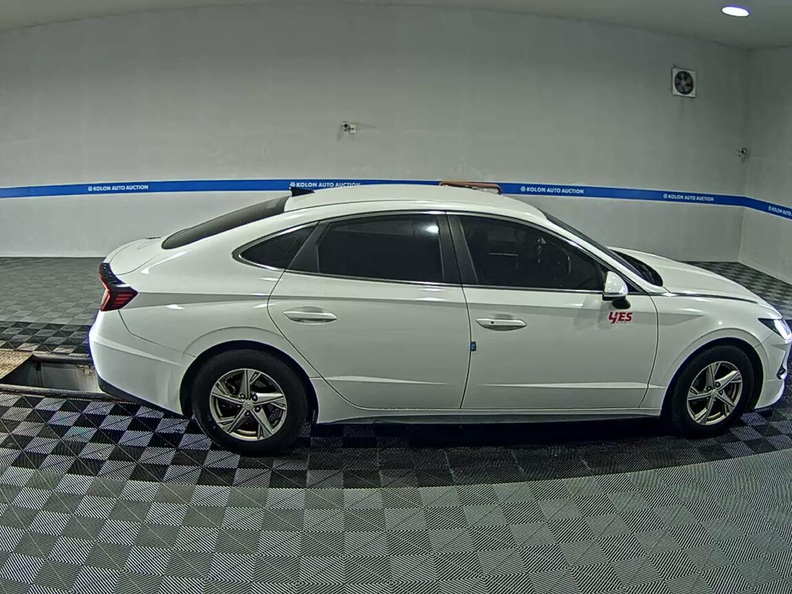 HYUNDAI SONATA (DN8) G2.0 PREMIUM 2020 - zdjęcie 4