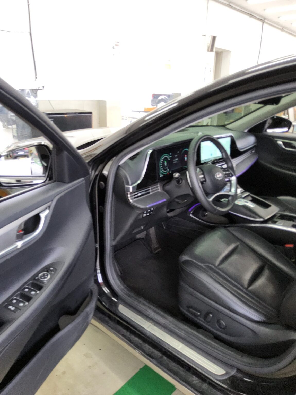 HYUNDAI THE NEW GRANDEUR IG HYBRID 2.4 HEV LE BLANC 2023 - zdjęcie 10