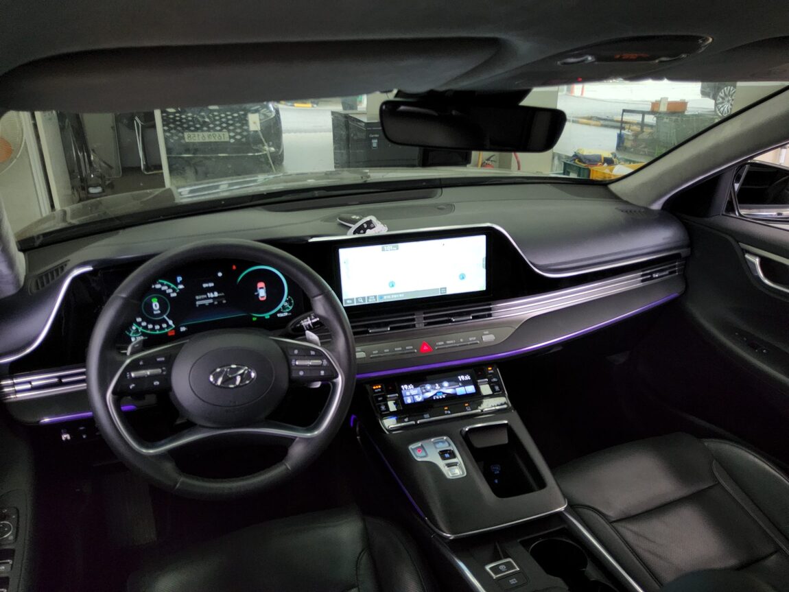 HYUNDAI THE NEW GRANDEUR IG HYBRID 2.4 HEV LE BLANC 2023 - zdjęcie 11