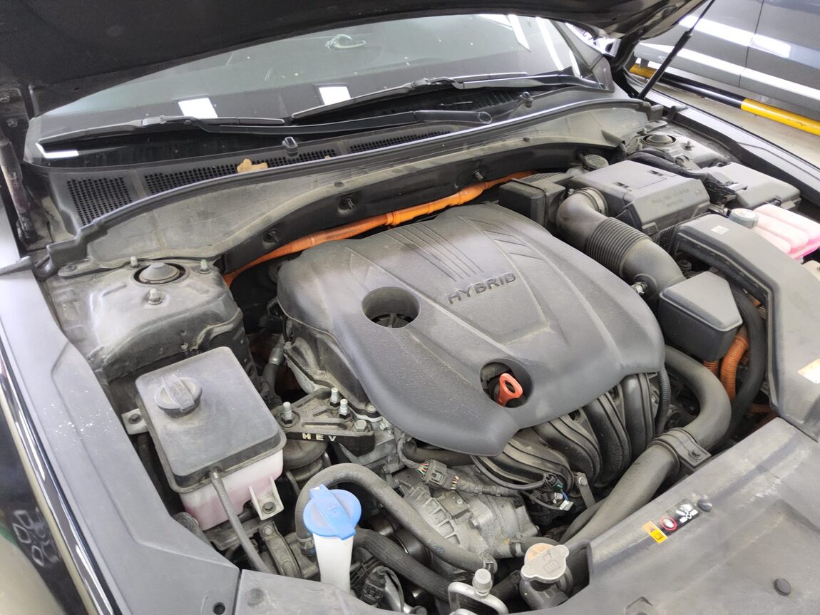 HYUNDAI THE NEW GRANDEUR IG HYBRID 2.4 HEV LE BLANC 2023 - zdjęcie 18