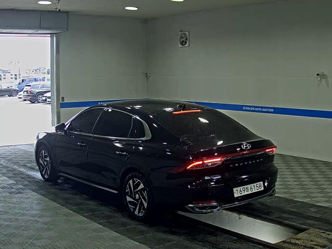 HYUNDAI THE NEW GRANDEUR IG HYBRID 2.4 HEV LE BLANC 2023 - zdjęcie 6
