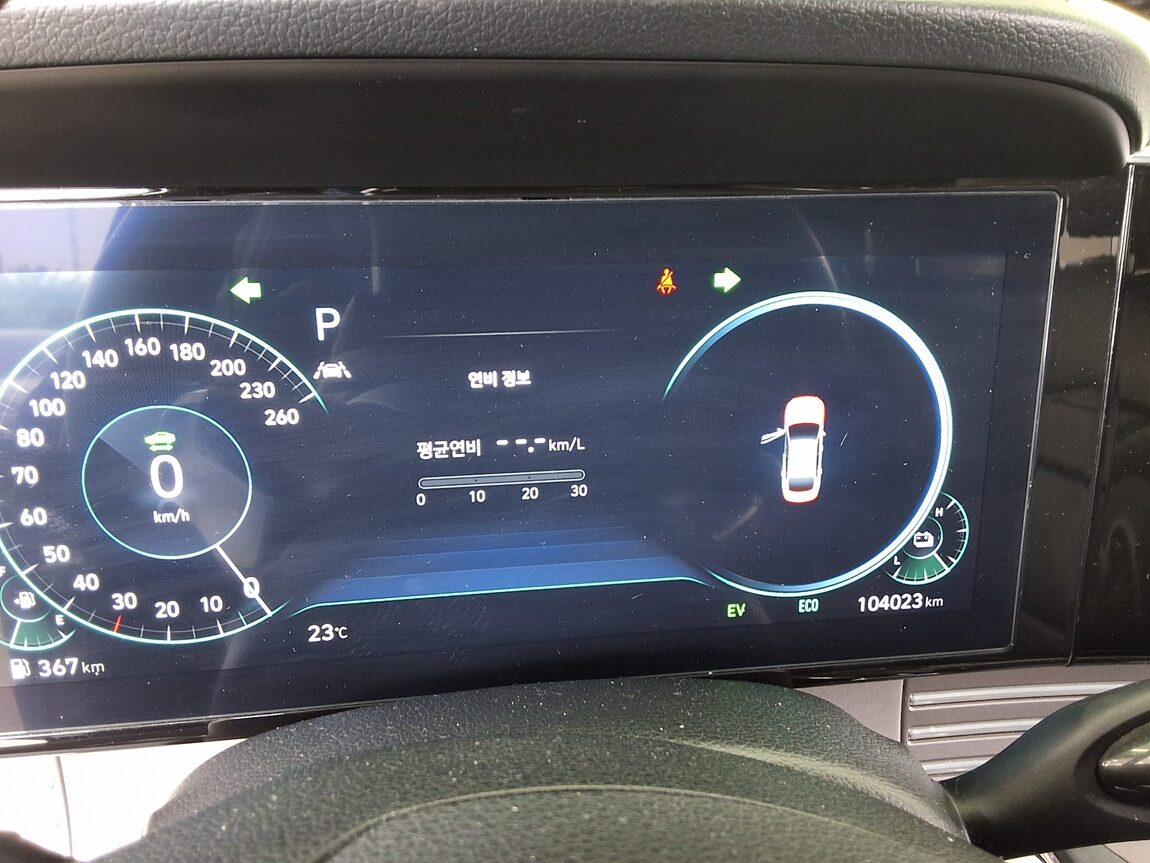 HYUNDAI THE NEW GRANDEUR IG HYBRID 2.4 HEV LE BLANC 2023 - zdjęcie 10