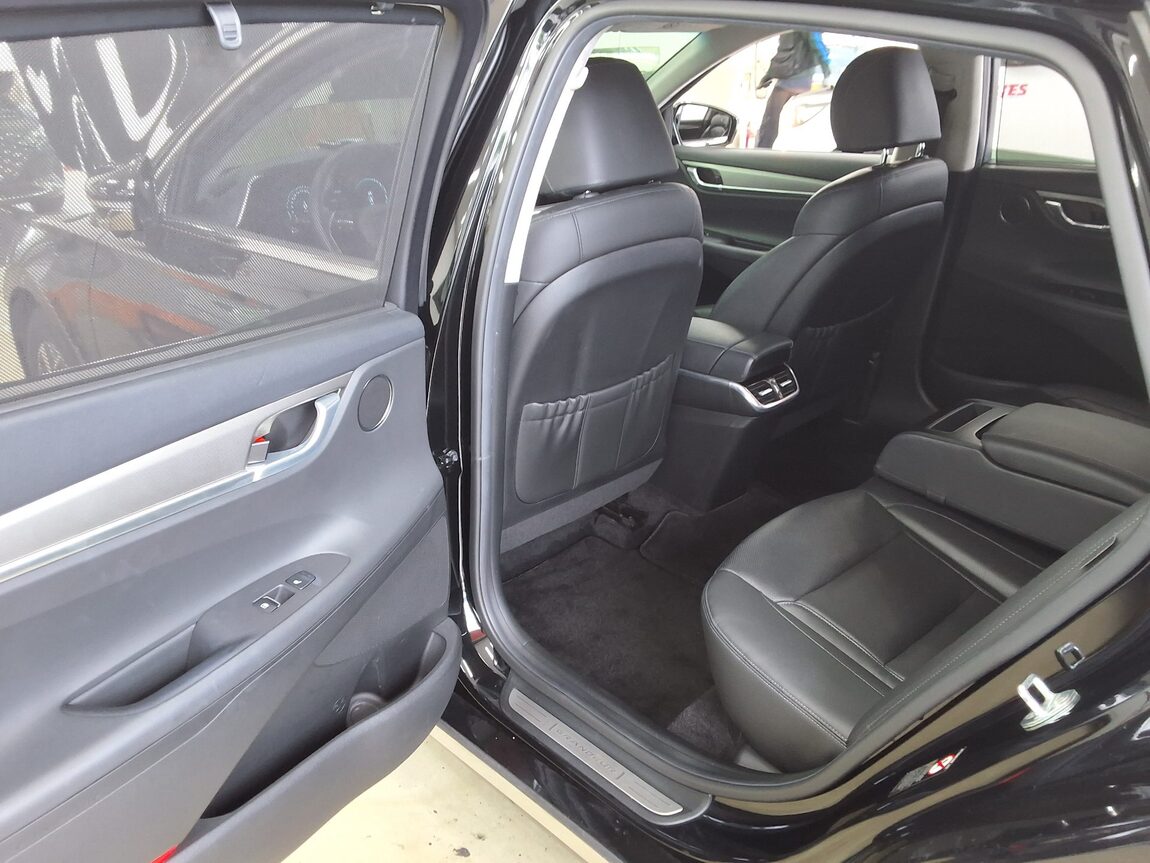 HYUNDAI THE NEW GRANDEUR IG HYBRID 2.4 HEV LE BLANC 2023 - zdjęcie 13