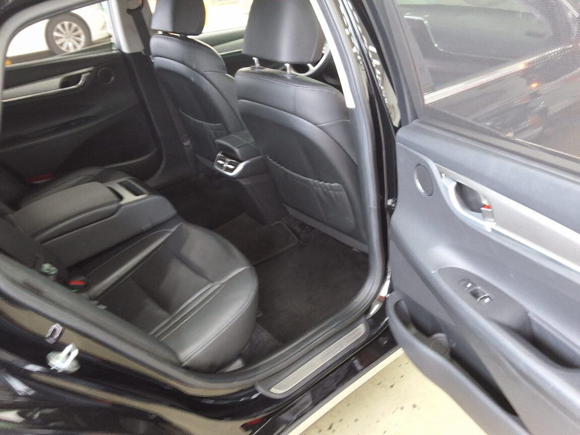 HYUNDAI THE NEW GRANDEUR IG HYBRID 2.4 HEV LE BLANC 2023 - zdjęcie 14