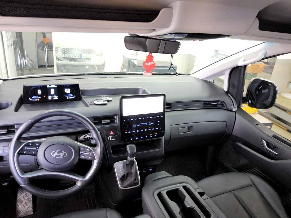 HYUNDAI STARIA 2.2 DIESEL TOURER 9-SEATER 2WD MODERN 2025 - zdjęcie 11