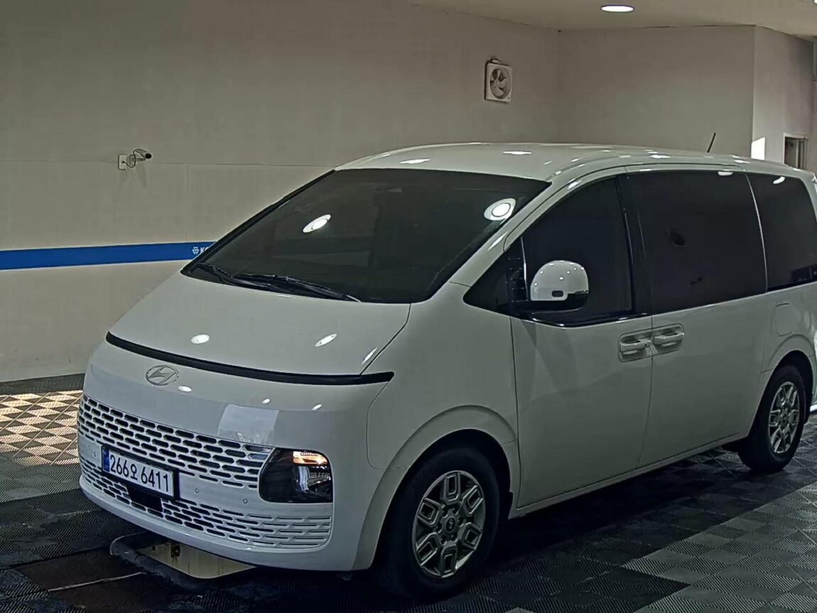 HYUNDAI STARIA 2.2 DIESEL TOURER 9-SEATER 2WD MODERN 2025 - zdjęcie 2