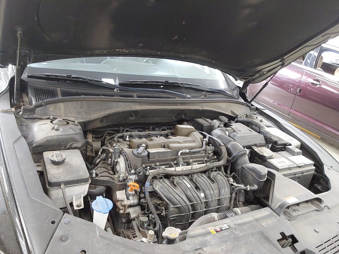 HYUNDAI THE NEW GRANDEUR IG GASOLINE 2.5 PREMIUM 2020 - zdjęcie 18