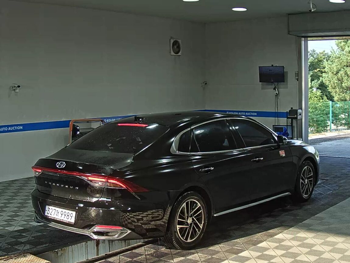 HYUNDAI THE NEW GRANDEUR IG GASOLINE 2.5 PREMIUM 2020 - zdjęcie 5