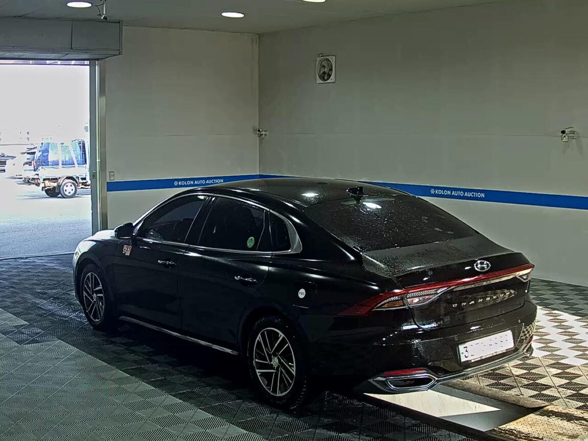 HYUNDAI THE NEW GRANDEUR IG GASOLINE 2.5 PREMIUM 2020 - zdjęcie 6