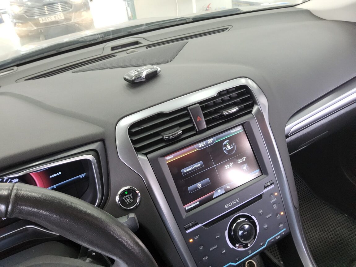 FORD FUSION (2ND GEN) 2.0 ECOBOOST TITANIUM 2014 - zdjęcie 17