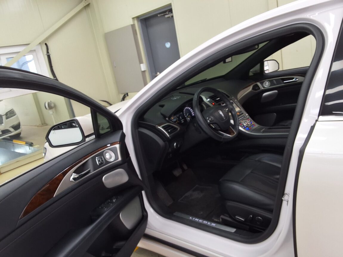 LINCOLN NEW MKZ 2.0 FWD(300A) RESERVE II 2019 - zdjęcie 11