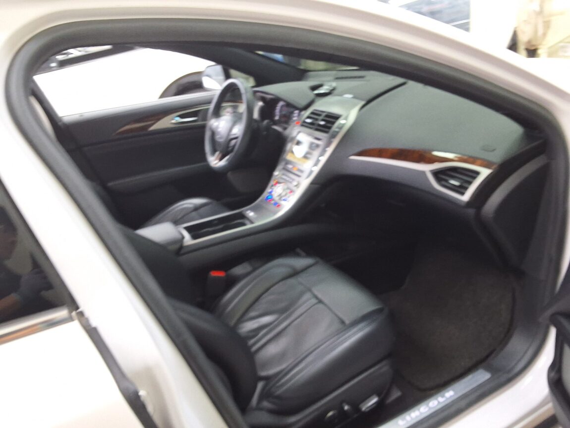 LINCOLN NEW MKZ 2.0 FWD(300A) RESERVE II 2019 - zdjęcie 15