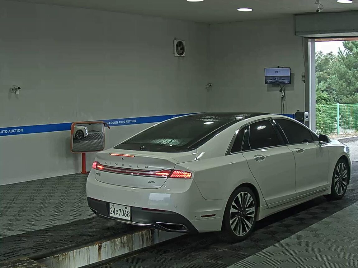 LINCOLN NEW MKZ 2.0 FWD(300A) RESERVE II 2019 - zdjęcie 5