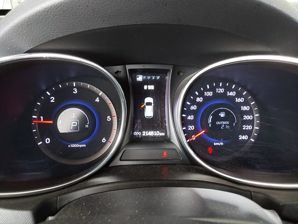 HYUNDAI SANTA FE (DM) DIESEL R2.0 2WD EXCLUSIVE SPECIAL 2015 - zdjęcie 9