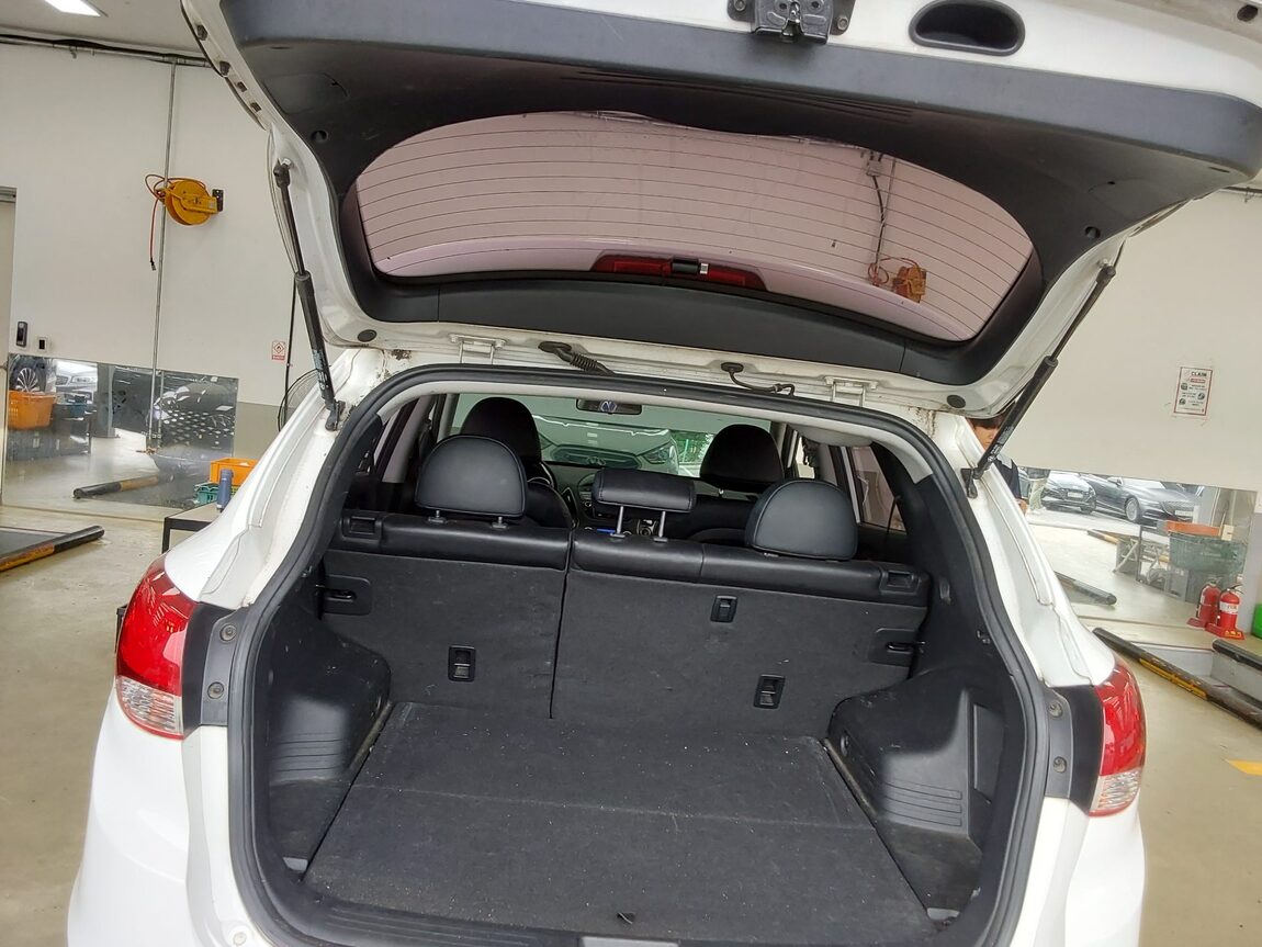 HYUNDAI NEW TUCSON ix DIESEL R2.0 2WD SMART SPECIAL 2014 - zdjęcie 15