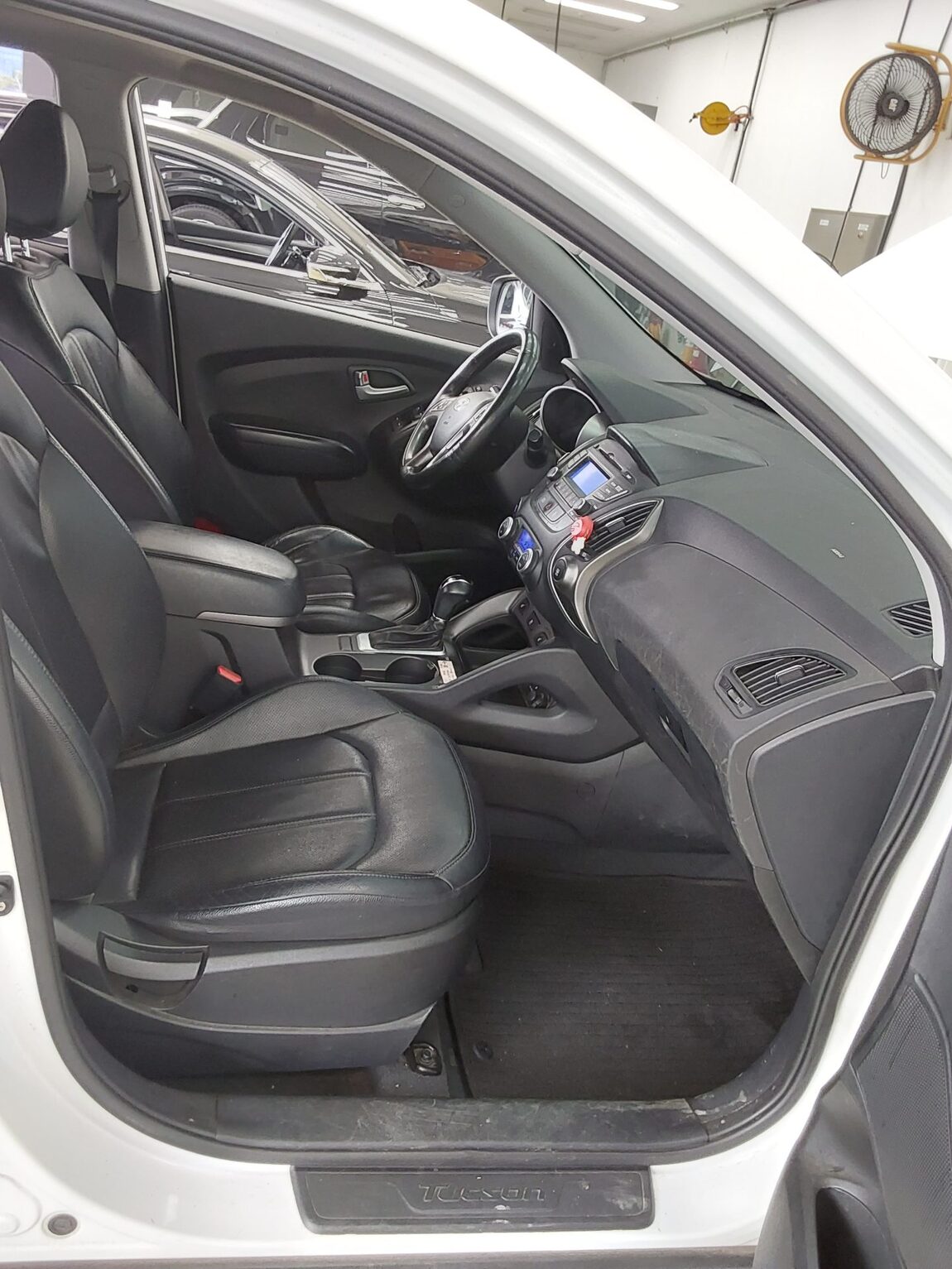 HYUNDAI NEW TUCSON ix DIESEL R2.0 2WD SMART SPECIAL 2014 - zdjęcie 14