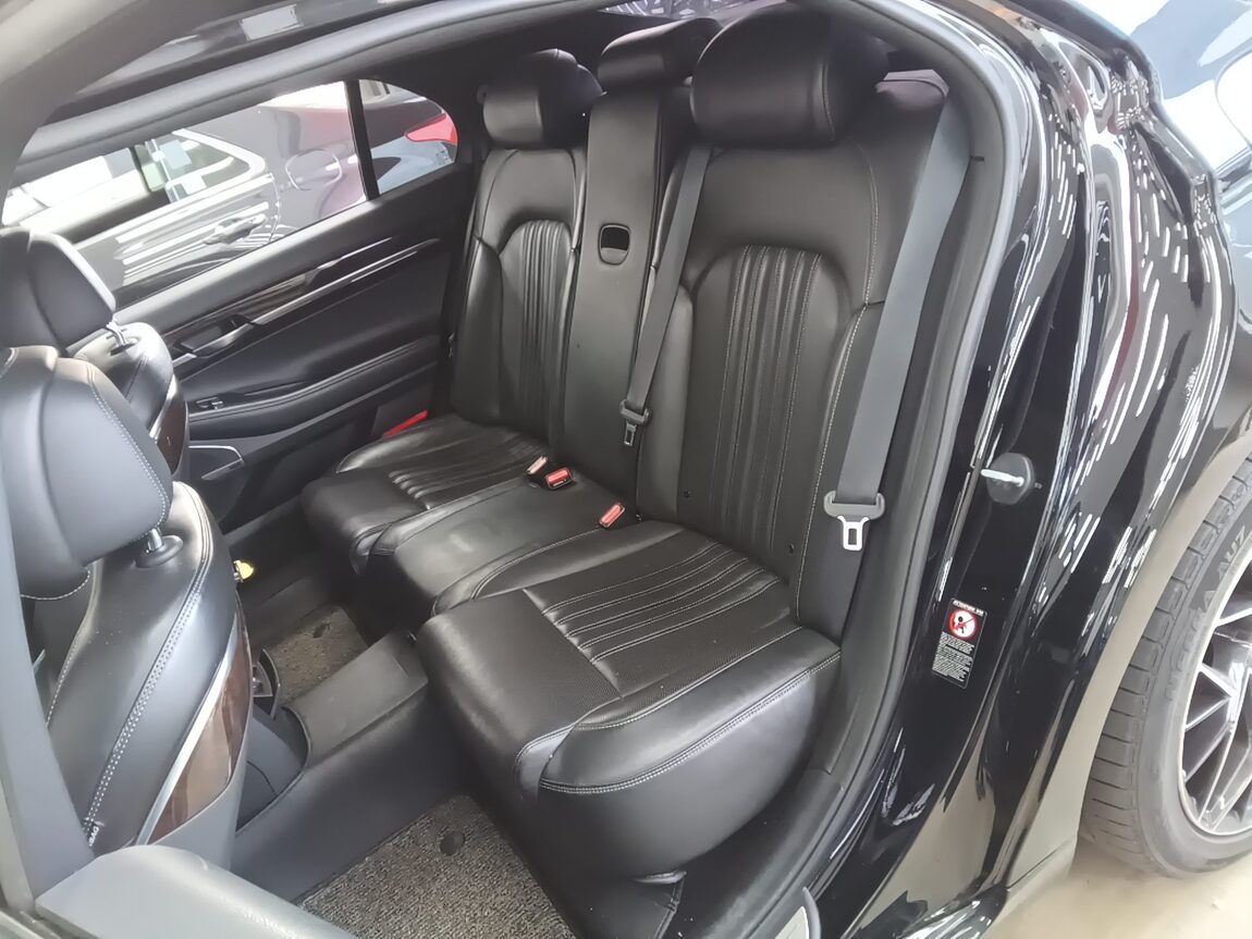 GENESIS EQ900 3.8 GDi LUXURY 2017 - zdjęcie 19