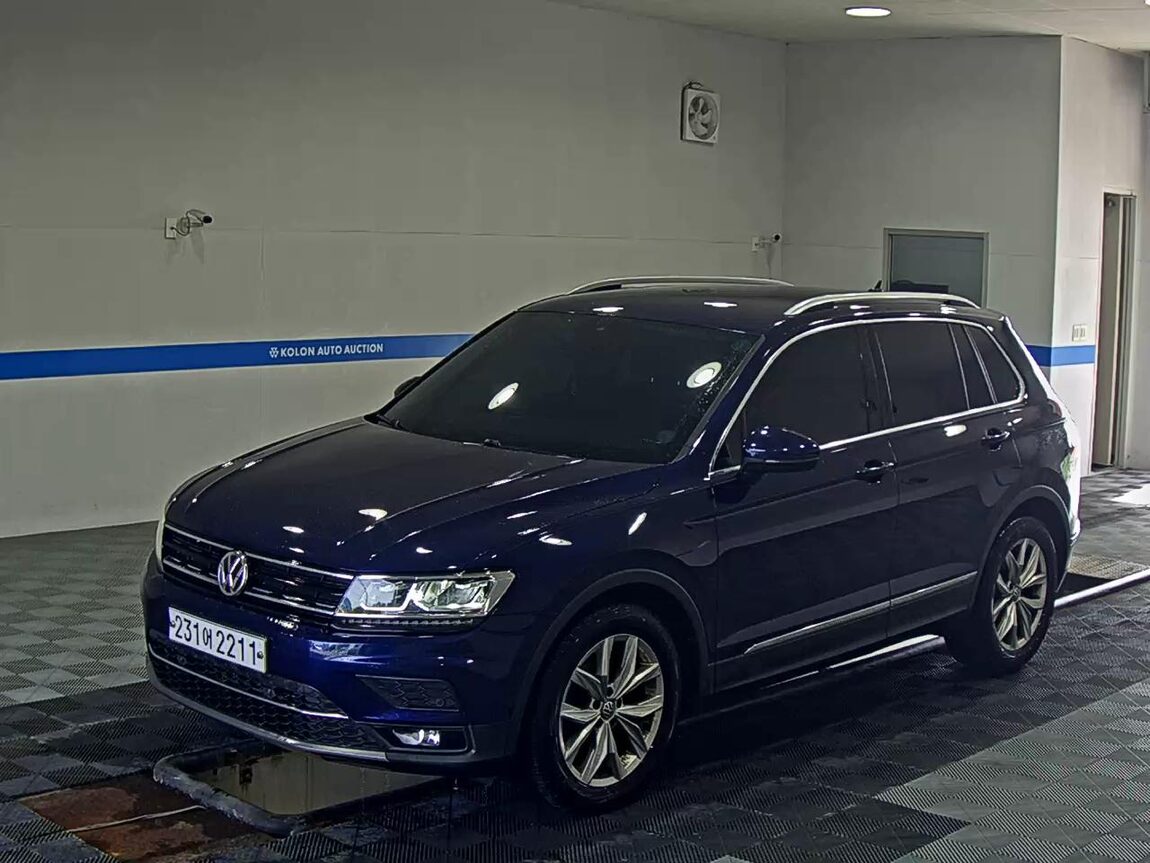 VOLKSWAGEN TIGUAN (2ND GEN) 2.0 TDI PREMIUM 2020 - zdjęcie 2