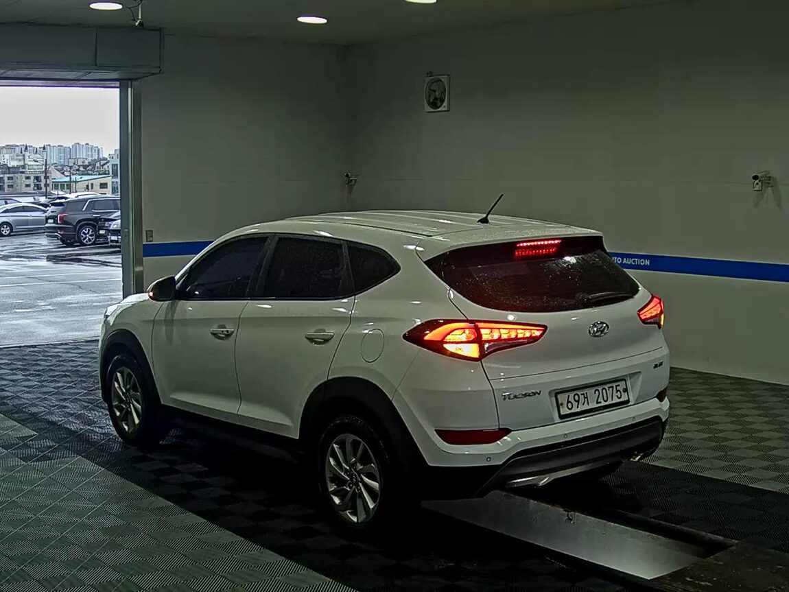 HYUNDAI ALL NEW TUCSON DIESEL R2.0 2WD MODERN 2016 - zdjęcie 6