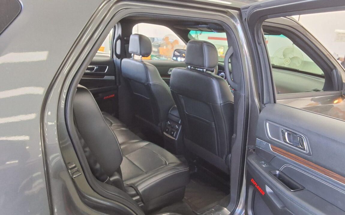 FORD EXPLORER (5TH GEN) 2.3 AWD LIMITED 2017 - zdjęcie 13