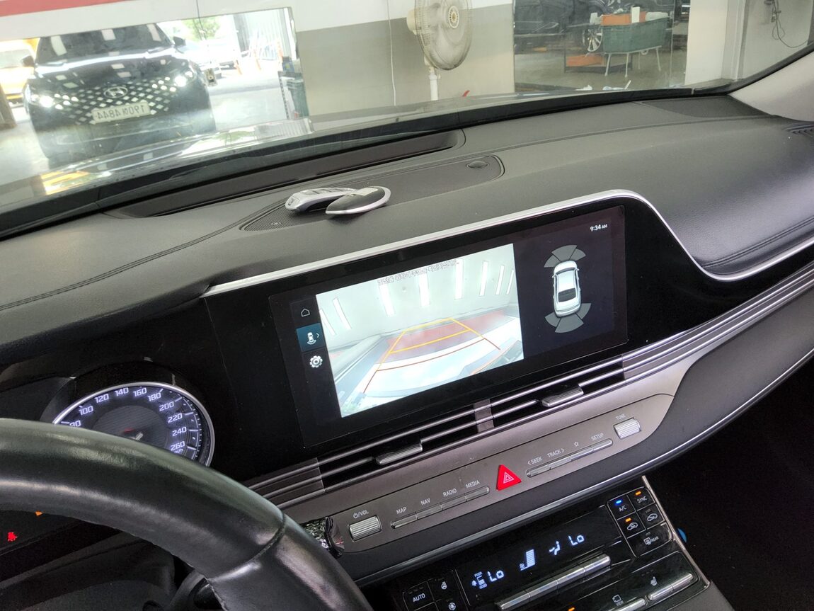 HYUNDAI THE NEW GRANDEUR IG LPi 3.0 RENTAL CAR MODERN 2022 - zdjęcie 17
