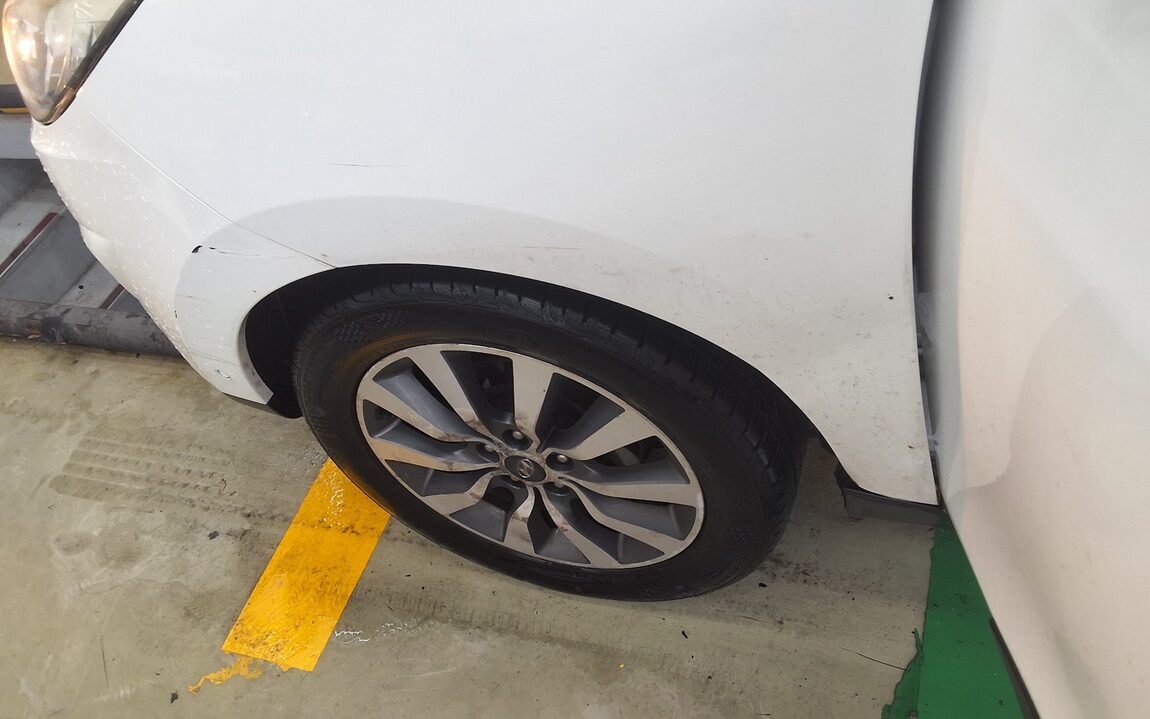 HYUNDAI TUCSON ix DIESEL R20 2WD LX20 PREMIER 2013 - zdjęcie 23