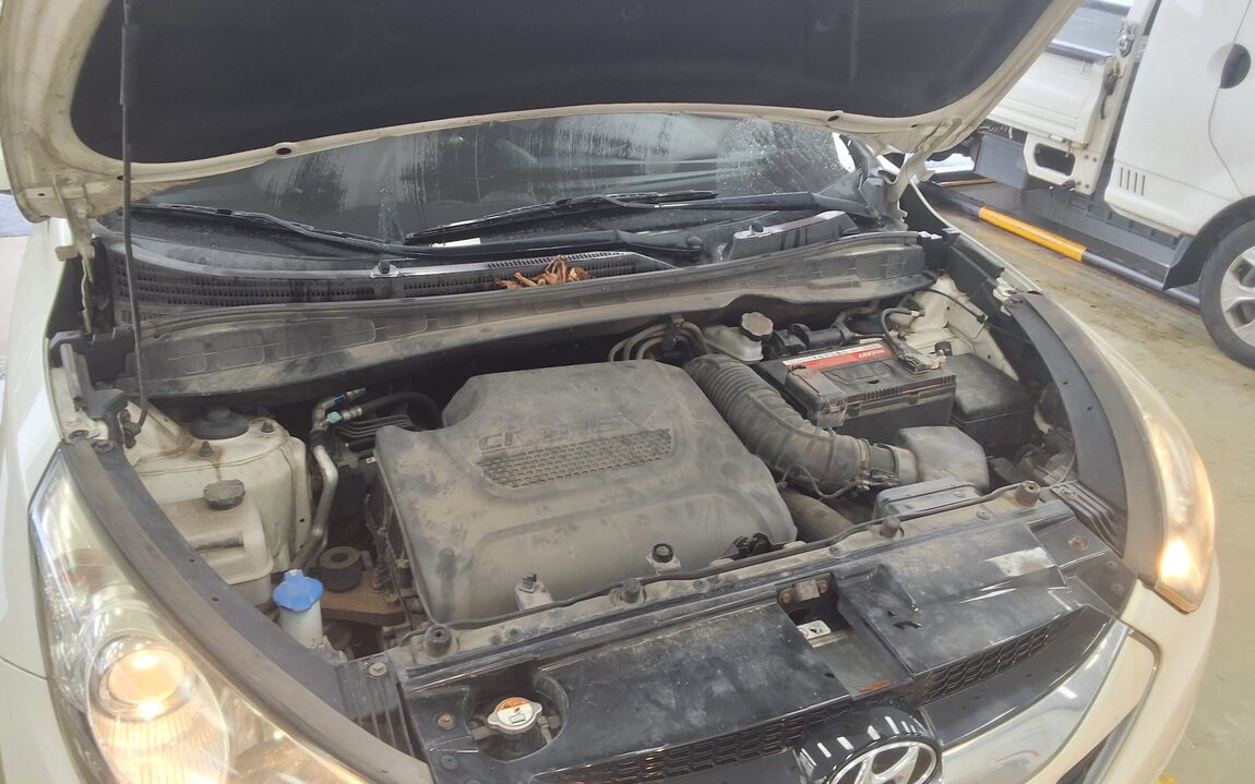 HYUNDAI TUCSON ix DIESEL R20 2WD LX20 PREMIER 2013 - zdjęcie 21