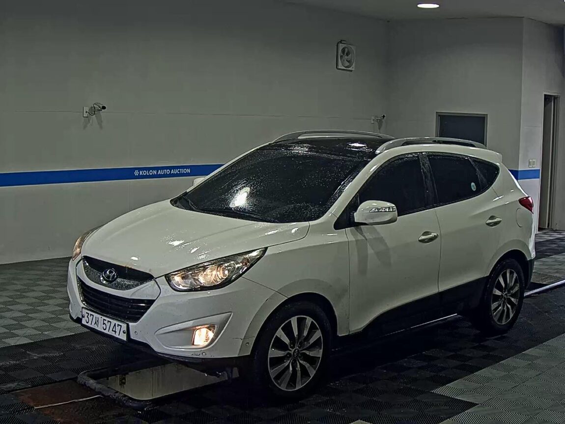 HYUNDAI TUCSON ix DIESEL R20 2WD LX20 PREMIER 2013 - zdjęcie 2