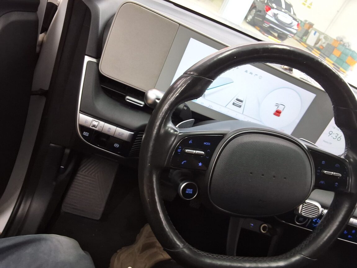 HYUNDAI IONIQ 5 EV 2WD LONG RANGE EXCLUSIVE 2022 - zdjęcie 23