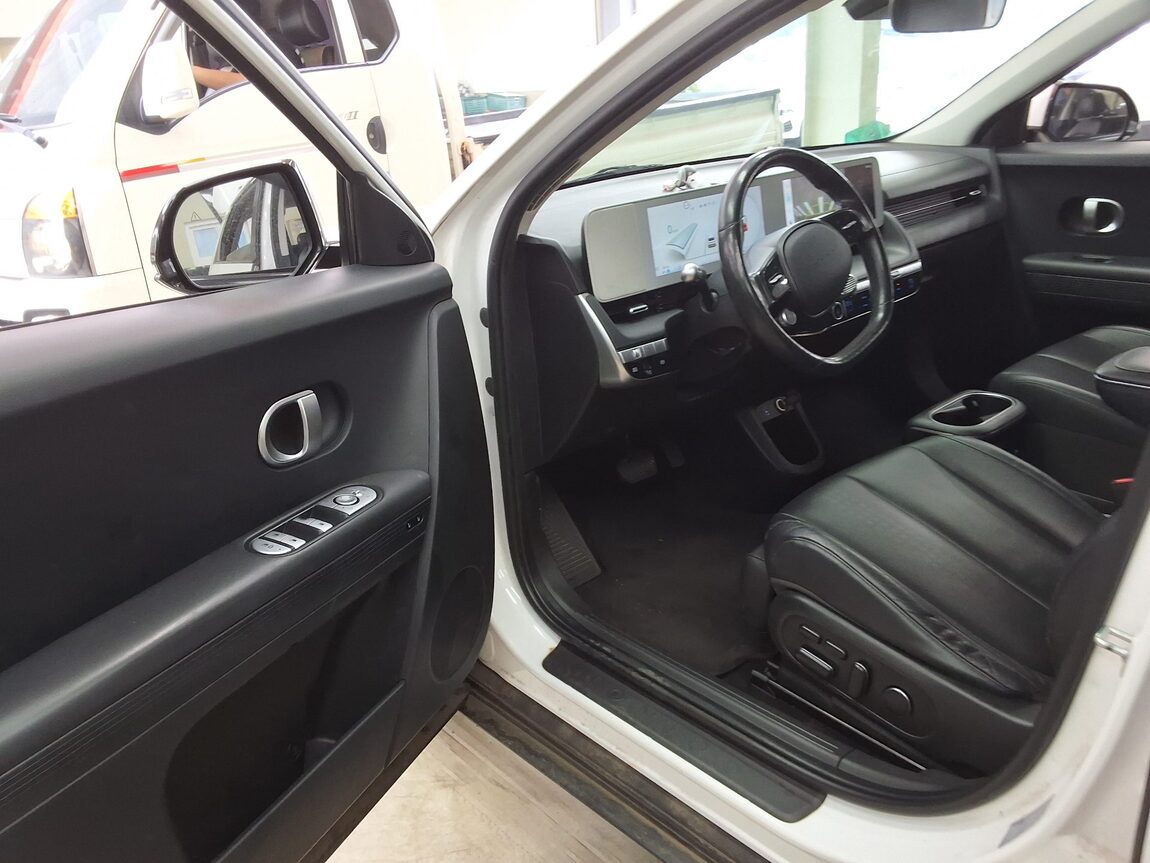 HYUNDAI IONIQ 5 EV 2WD LONG RANGE EXCLUSIVE 2022 - zdjęcie 11