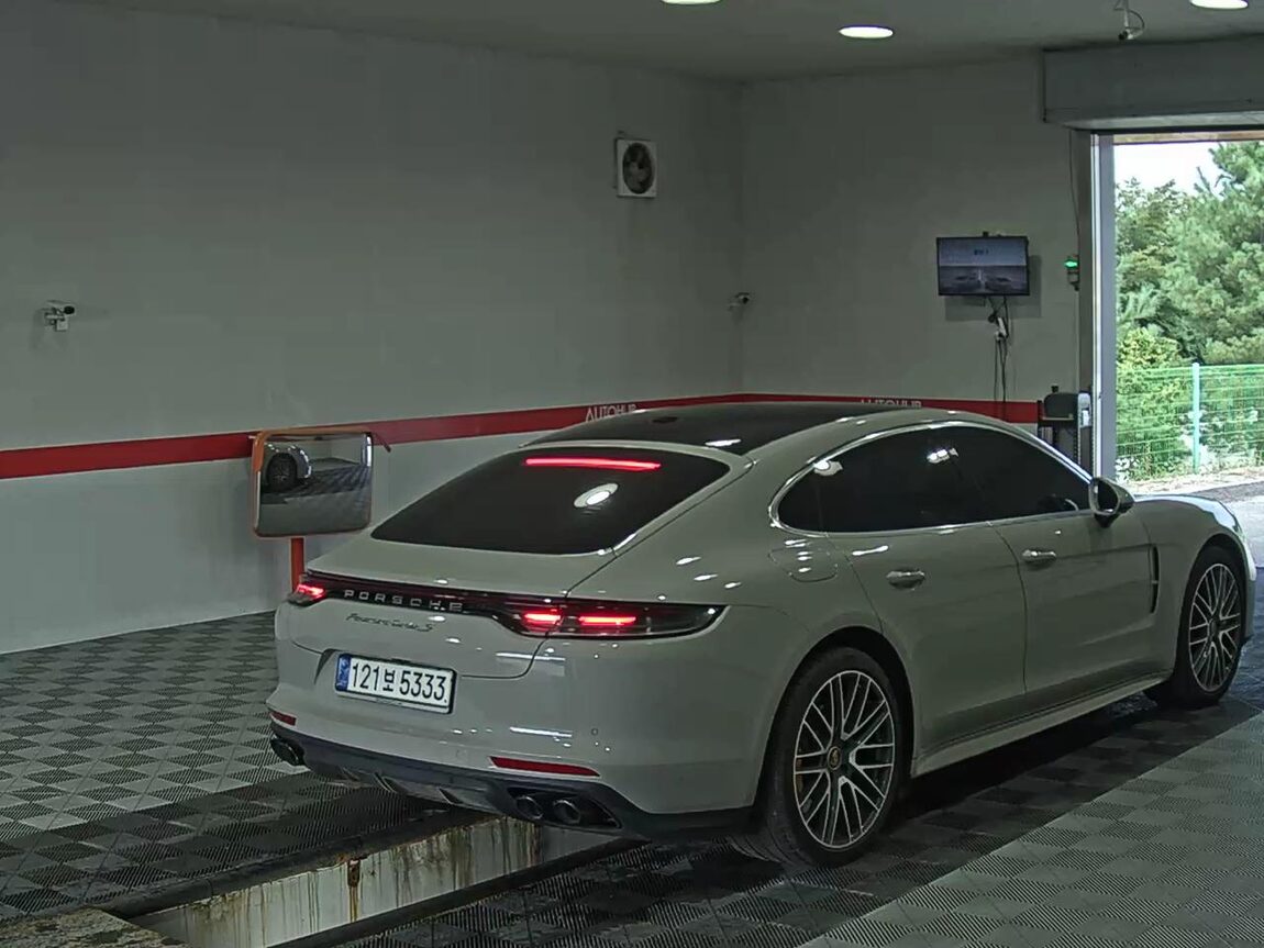 PORSCHE PANAMERA (2ND GEN) 4.0 TURBO S 2021 - zdjęcie 5