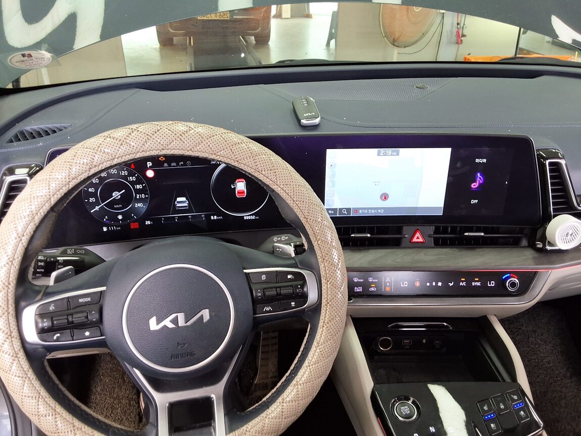 KIA THE ALL NEW SPORTAGE 2.0 DIESEL 2WD SIGNATURE GRAVITY 2022 - zdjęcie 18