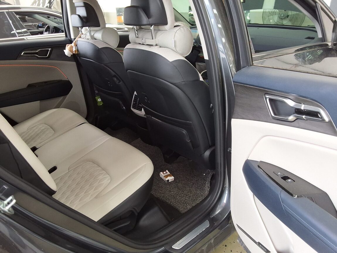 KIA THE ALL NEW SPORTAGE 2.0 DIESEL 2WD SIGNATURE GRAVITY 2022 - zdjęcie 14
