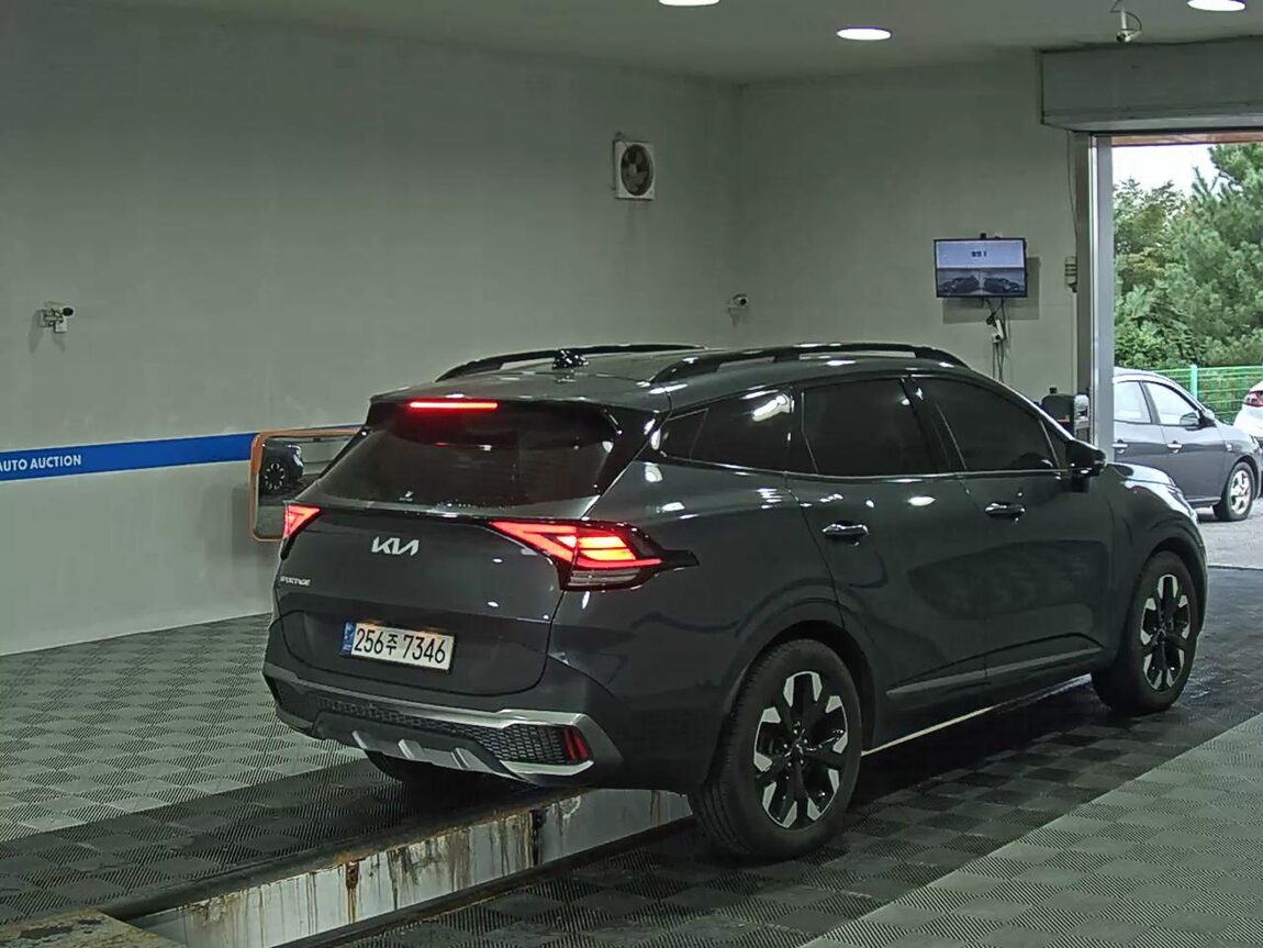 KIA THE ALL NEW SPORTAGE 2.0 DIESEL 2WD SIGNATURE GRAVITY 2022 - zdjęcie 5