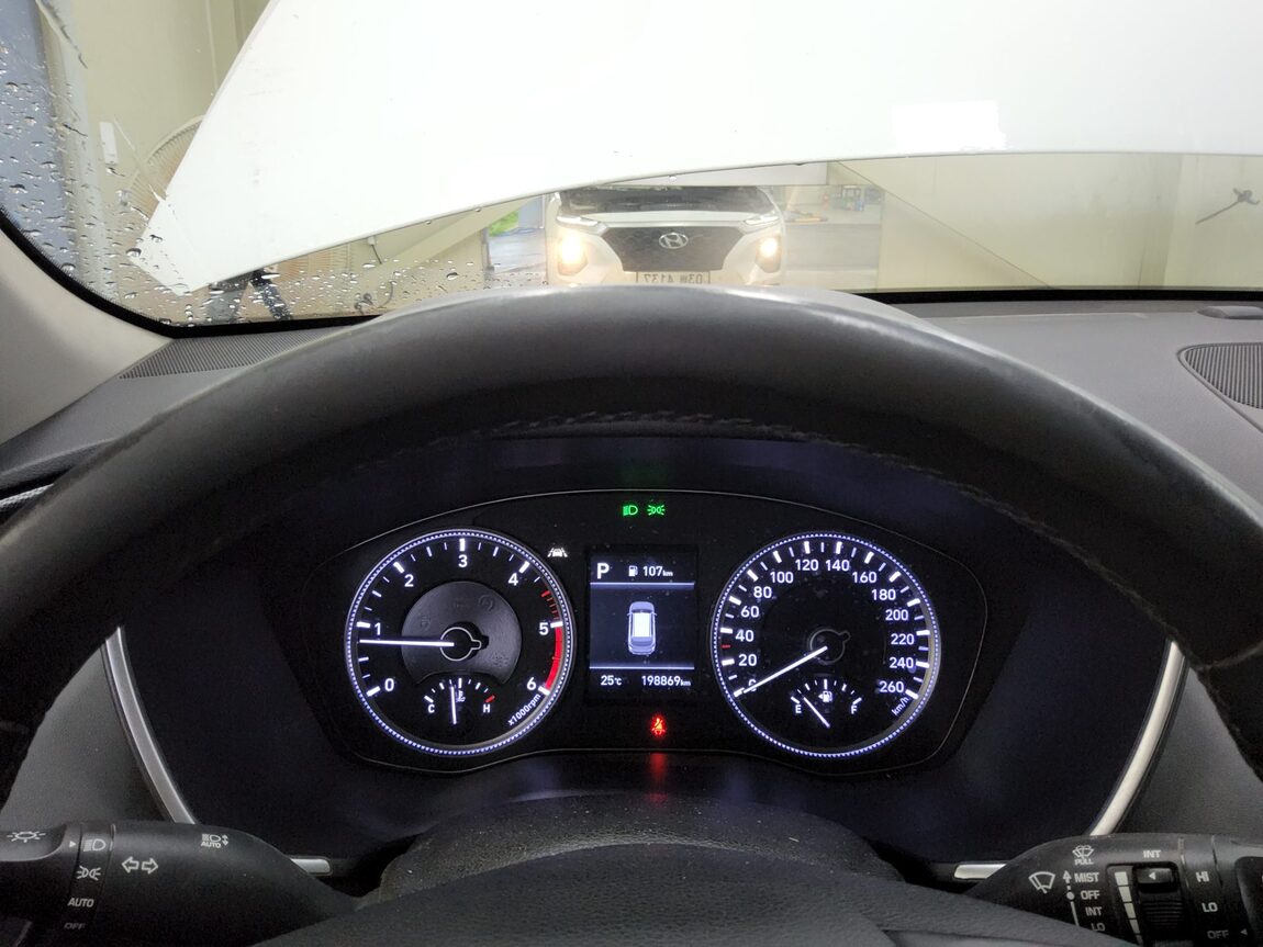 HYUNDAI SANTA FE (TM) R2.0 2WD EXCLUSIVE 2019 - zdjęcie 9