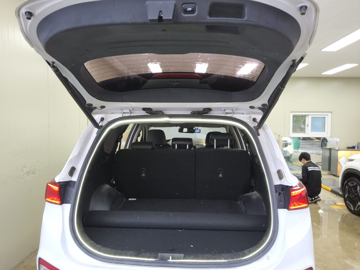 HYUNDAI SANTA FE (TM) R2.0 2WD EXCLUSIVE 2019 - zdjęcie 15