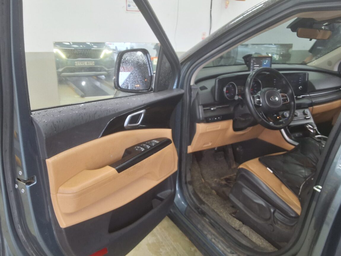 KIA NEW CARNIVAL (KA4) 11-SEATER DIESEL PRESTIGE 2021 - zdjęcie 10
