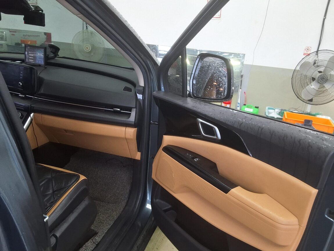 KIA NEW CARNIVAL (KA4) 11-SEATER DIESEL PRESTIGE 2021 - zdjęcie 14