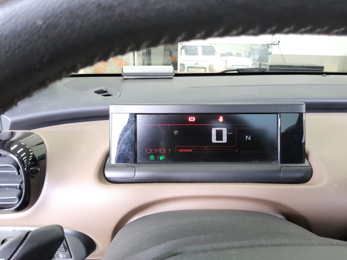 CITROEN C4 CACTUS 1.6 BlueHDi LIVE 2017 - zdjęcie 9