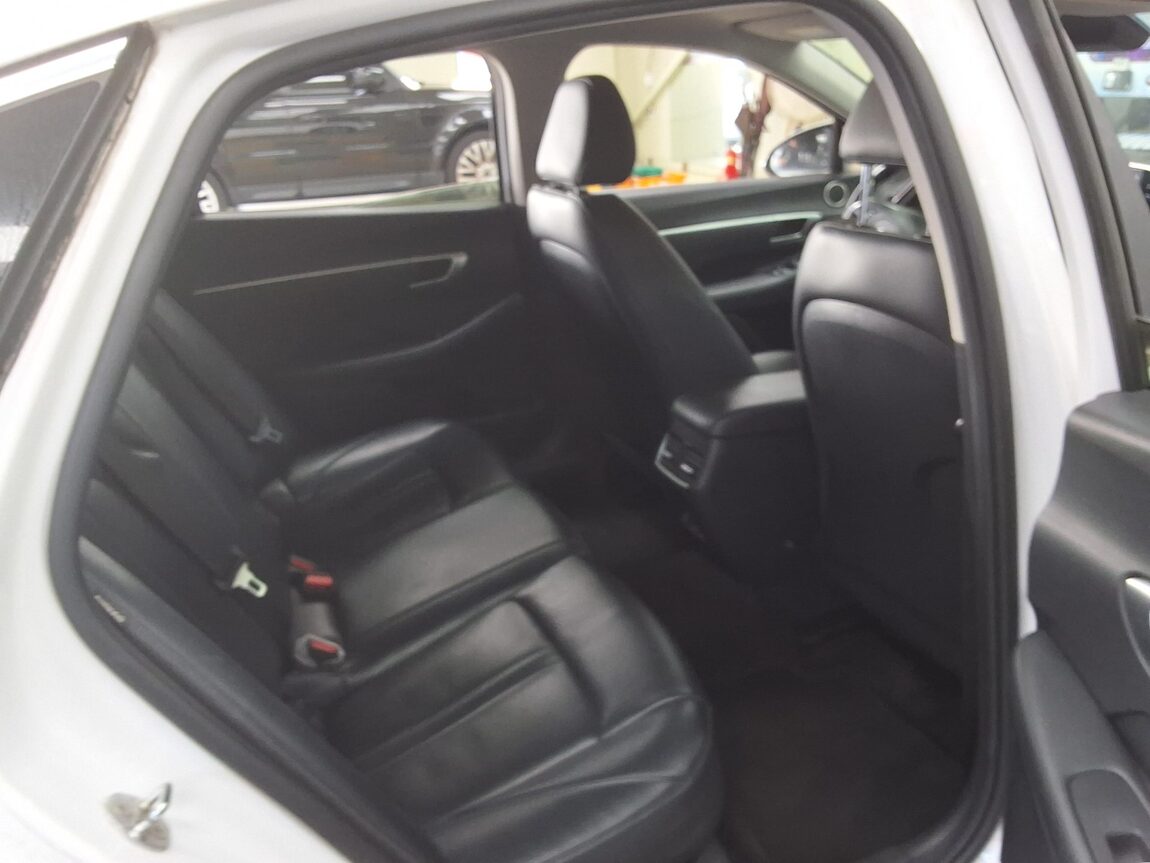 HYUNDAI SONATA (DN8) G2.0 PREMIUM 2020 - zdjęcie 14