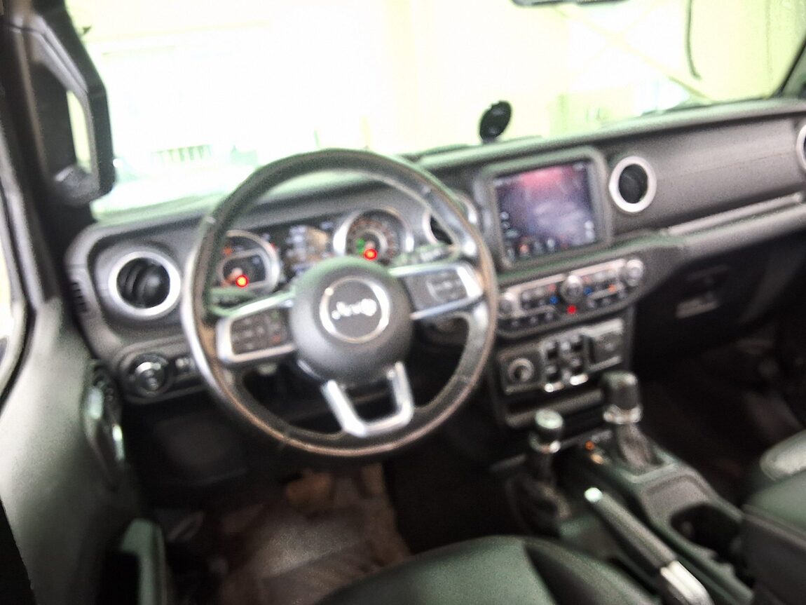 JEEP WRANGLER (JL) 2.0 OVERLAND 4DR 2020 - zdjęcie 12