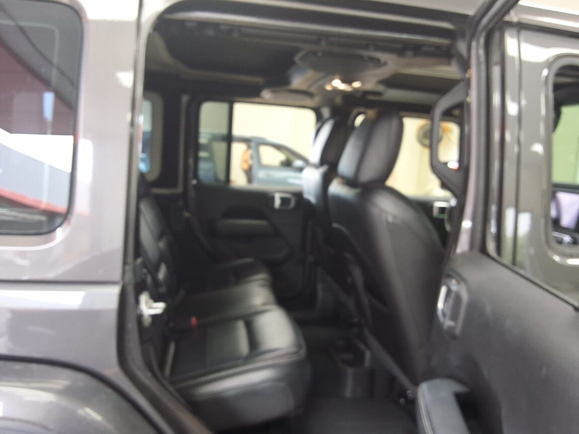 JEEP WRANGLER (JL) 2.0 OVERLAND 4DR 2020 - zdjęcie 14